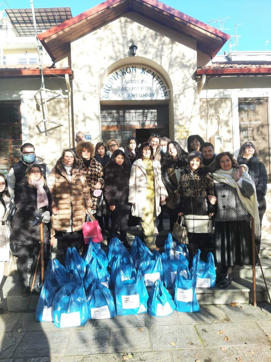 Δράση προσφοράς τροφίμων από το ΔΙΕΚ Γ.Ν. Βέροιας στο συσσίτιο Ιεράς Μητρόπολης Βέροιας